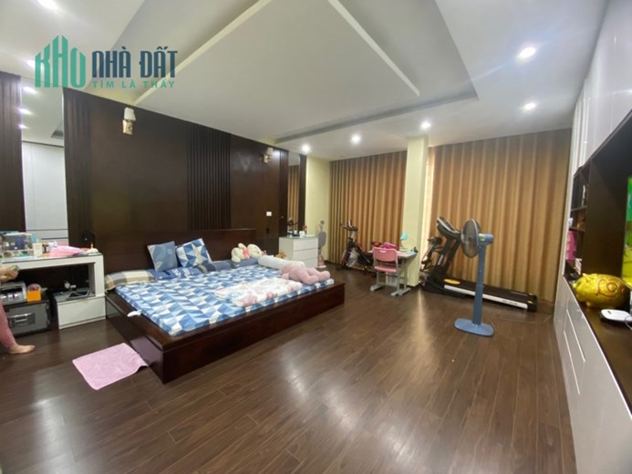 Bán nhà KDT Đại Kim 56m x 5.4M, mặt tiền , phân lô, ô tô tránh, vỉa hè, KD. 10.5 tỷ.