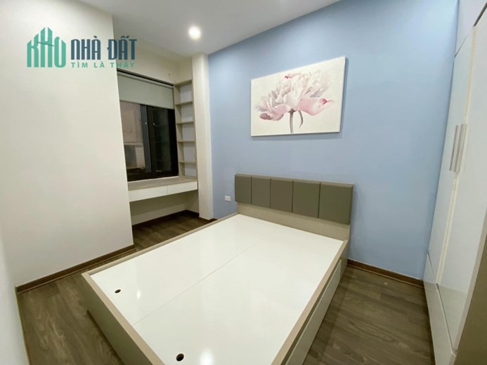 Bán nhà Ngọc Khánh đẹp lung linh, Dt 25m x 5t, mt 4.3m, nhỉnh 3 tỷ.