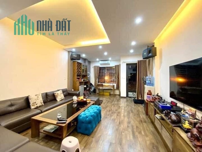 Bán nhà ngõ 5 HOÀNG SÂM - CẦU GIẤY nhỉnh 8 tỷ