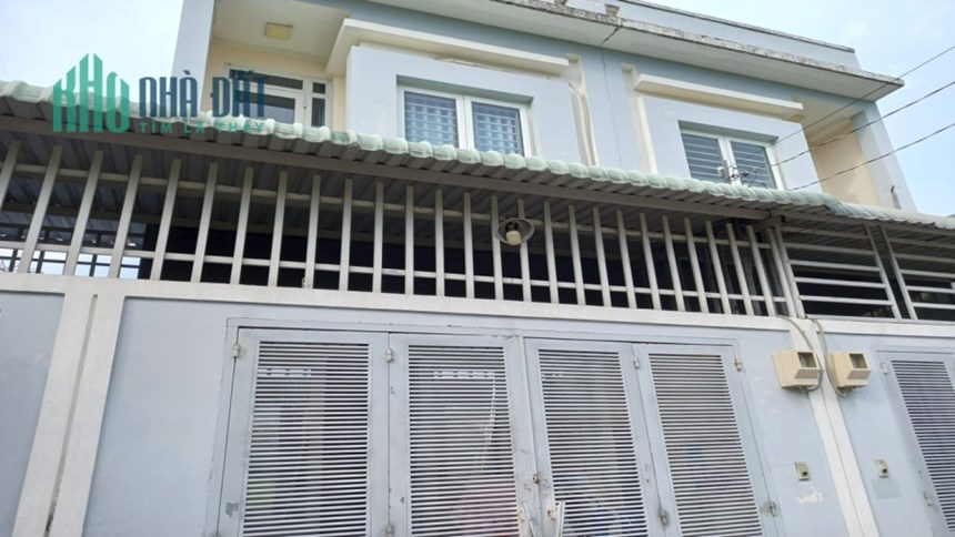 Bán nhà T.Lộc 15 PHƯỜNG Thạnh lộc Quận 12, 2 tầng Hẻm 5m, 104 m2, giá chỉ 3.9 tỷ