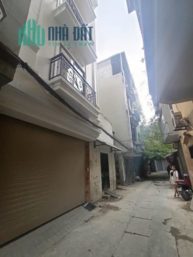bán nhà Ngõ 69B Hoàng Văn Thái 34m x 5 tầng, mt: 4.3m, ô tô vào nhà