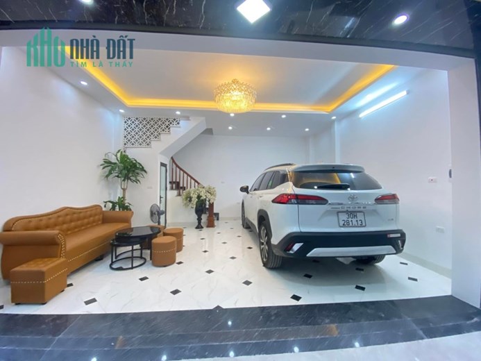 Bán nhà ngõ 86 Tô Vĩnh Diện 33m x 6 tầng, mt: 6m
, ô tô tránh, vào nhà