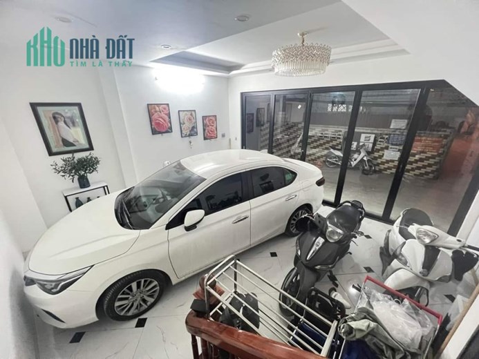 Bán nhà ngõ 86 Tô Vĩnh Diện 33m x 6 tầng, mt: 6m
, ô tô tránh, vào nhà