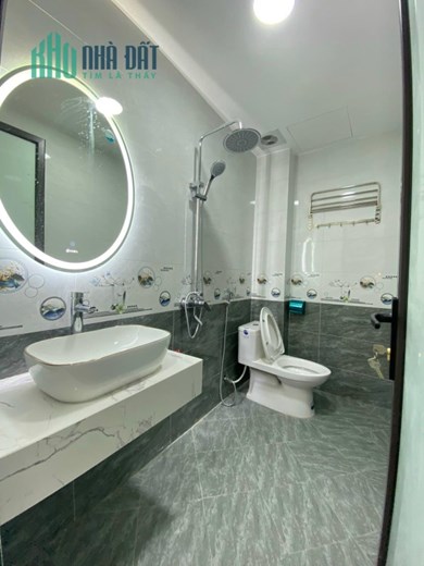 Bán nhà ngõ 86 Tô Vĩnh Diện 33m x 6 tầng, mt: 6m
, ô tô tránh, vào nhà
