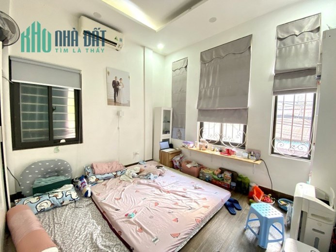 NHÀ ĐẸP Ở LUÔN TÂY SƠN - 3 NGỦ - MẶT TIỀN RỘNG - CÁCH PHỐ 40 MÉT 4 TỶ LH 0966037496