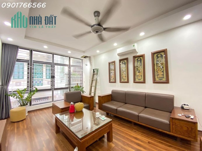 Nhà đẹp Quận Đống Đa, phân Lô Tây Sơn, 60m x 5T, Giá 11.8 ty.