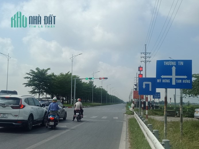 Mặt Phố! chỉ 27tr/m2, OTO Tránh, KD, Bán Đất Tam Hưng, Lh:0977690119(CC).