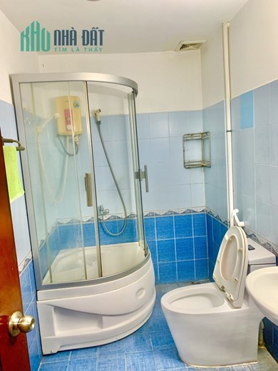 CHO THUÊ CĂN HÔ HƯNG VƯỢNG 3, 2PN,1WC, 68M2, GIA CHO THUÊ 9,5TR