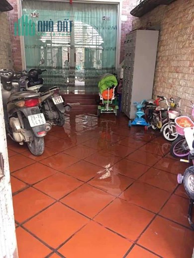 Cần bán nhà Ngọc Lâm, Long Biên, oto tránh rộng, thoáng, sầm uất nhộn nhịp, 110m, 11 tỷ