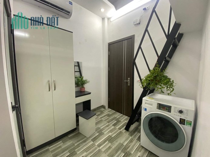 Bán tòa CCMN Mỹ Đình, 41M2 X 7T thang máy, xây mới, 11 phòng kép kín, dòng tiền 660tr/năm giá 6.998