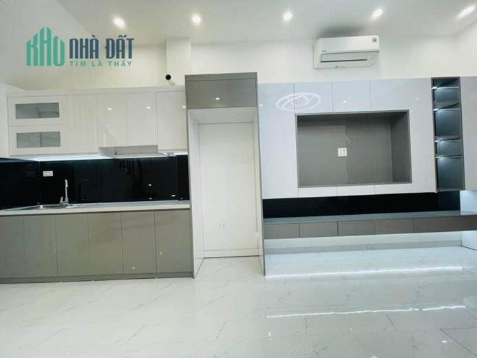 Bán nhà đường Trương Định, Hoàng Mai. 40m2 x 6 Tầng. Ô TÔ. KINH DOANH. Hơn 4 Tỷ. 0968084286