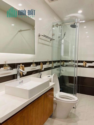 Bán nhà đường Trương Định, Hoàng Mai. 40m2 x 6 Tầng. Ô TÔ. KINH DOANH. Hơn 4 Tỷ. 0968084286