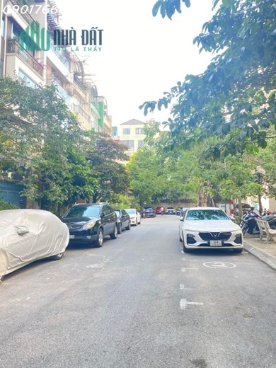Nhà đẹp Quận Đống Đa, phân Lô Tây Sơn, 60m x 5T, Giá 11.8 ty.
