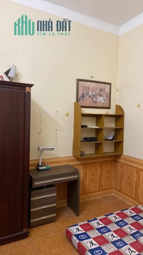 Cho thuê nhà nguyên căn Trần Cung 40m2, 4t, 4m, chỉ 9 triệu, ô tô, Bắc Từ Liêm.