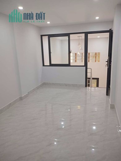 NHÀ ĐẸP GÒ VẤP CHỈ 2.5 TỶ - LÂU LẮM MỚI NỔ CĂN GIÁ QUÁ RẺ