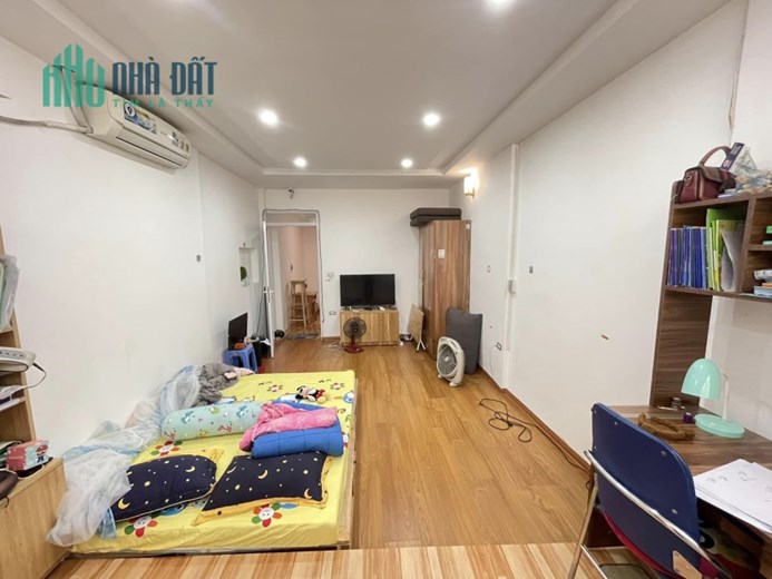 Bán nhà Xuân Thủy 31m2 – Chỉ 3,96 tỷ