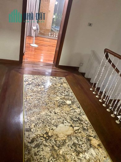 .  Bán nhà 5 tầng  Dọc Bún 2 – La Khê – KĐT Văn Khê Hà Đông
            50m x 6 tầng x 9 tỷ hơn
