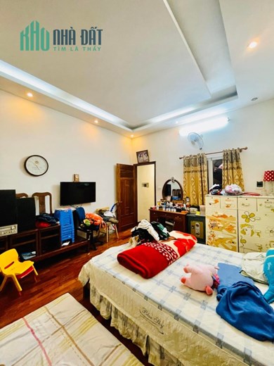Nhà đẹp ở ngay - xung quanh toàn công chức - nhà phố Tôn Đức Thắng 3,53 tỷ - cách phố 60m