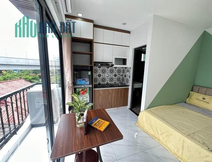 10tỷ 7 CCMN Phạm Văn Đồng 67,2m2 DT 900triệu.năm 6 tầng TM đường thông