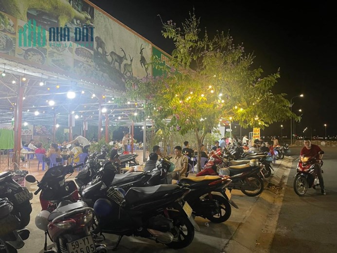 Cần sang nhượng lại quán đường 29, Hoà Bình, Visip 2A, Bình Dương , liên hệ trực tiếp : 0384306771