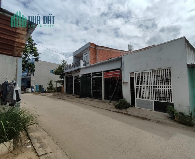 Cần bán nhà Xã Mỹ Hạnh Bắc, Huyện Đức Hòa Long An