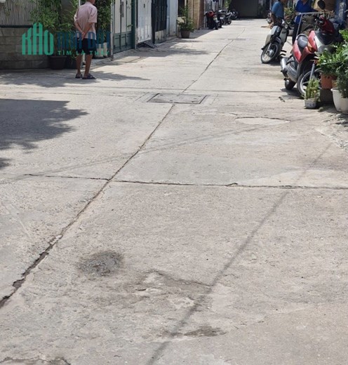 Cần bán nhà hộ khẩu Phường 14, Quận 10, hẻm xe hơi thông, 4 tầng nhỉnh 5 tỷ