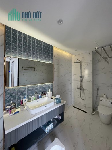 Bán nhà Tôn Đức Thắng, Đống Đa, 8 t mới đẹp, Gara, TM, KD, 64/78m2T2, mt 13m, chỉ 23 tỷ 0917420066