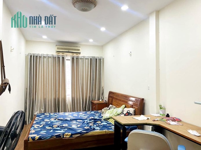 Bán nhà Tân Mai, 50m x 5 tầng, 5.9 tỷ, ô tô đỗ cửa