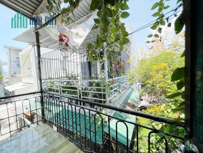 Cần bán Nhà hẻm Đoàn Trần Nghiệp, cách biển 300m, phường Vĩnh Phước, Nha Trang.