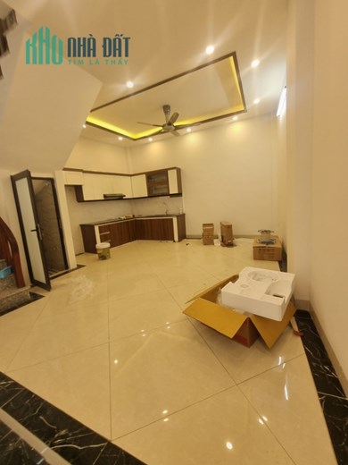 THANH LÝ NHÀ PHÚC ĐỒNG, LONG BIÊN, 55M X 5 TẦNG, Ô TÔ, 5 TỶ HƠN