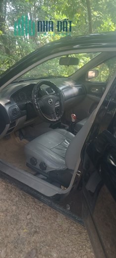 Cần bán Xe Mazda 323 sedan 2004 Tích Lương Thái Nguyên