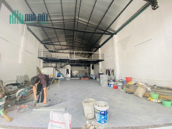 Cho thuê nhà kinh doanh mặt Nguyễn Tất Thành , khai Quang, Vĩnh Yên.