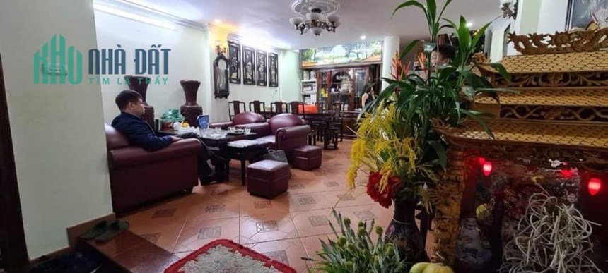 bán nhà ngõ 107 Nguyễn Chí Thanh - thoáng trước sau - 63m2 giá chỉ 6,2 tỷ - nội thất đẹp