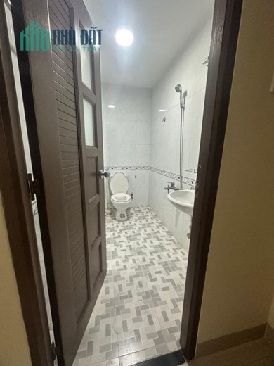 Nhà thuê 4 Tầng MT đường số KDC Bông Sao P5Q8 - Giá : 18 Triệu