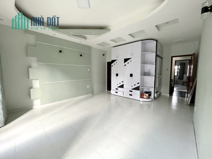 Cho thuê Mặt bằng đường Số 5_ góc  Phạm Hùng P4Q8 - Giá 8 Triệu