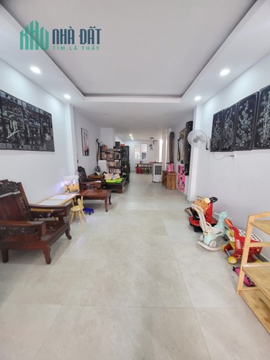 Cho thuê NNC đường Hưng Phú P8Q8. Giá 16 Triệu/tháng