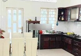 Cho thuê NNC mặt tiền đường nội bộ KDC Bông Sao P5Q8. Giá 18 triệu