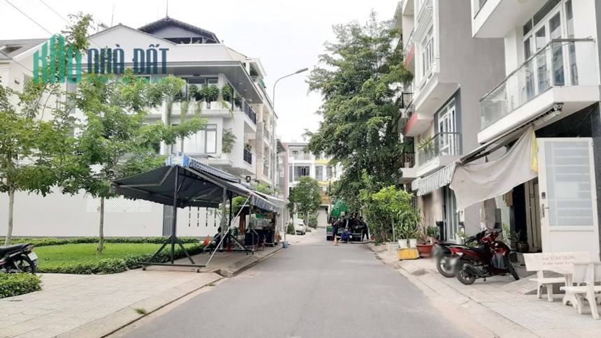 Cho thuê NNC mặt tiền đường nội bộ KDC Bông Sao P5Q8. Giá 18 triệu