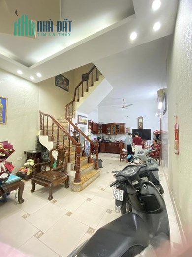 HIẾM. Phân lô Kim Ngưu Hai  Bà Trưng, hai thoáng ,ô tô vào nhà. Diện tích 48m, 4 tầng, mặt tiền