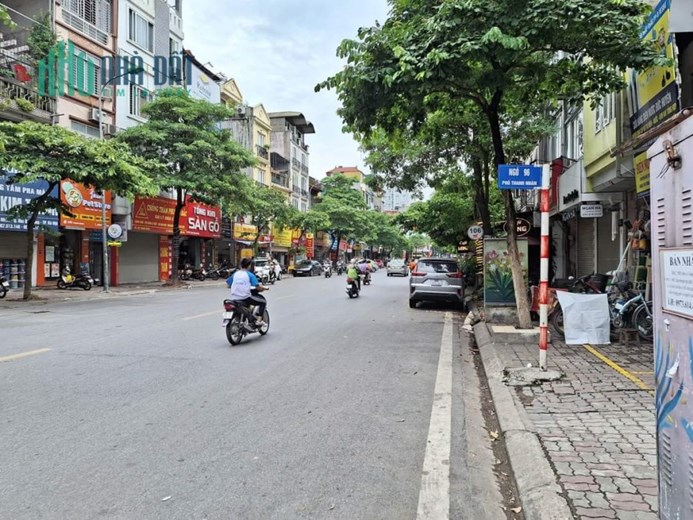 Bán nhà mặt phố VIP quận Hai Bà Trưng, vỉa hè rộng, siêu kinh doanh 190m2, 7T, 75 tỷ,