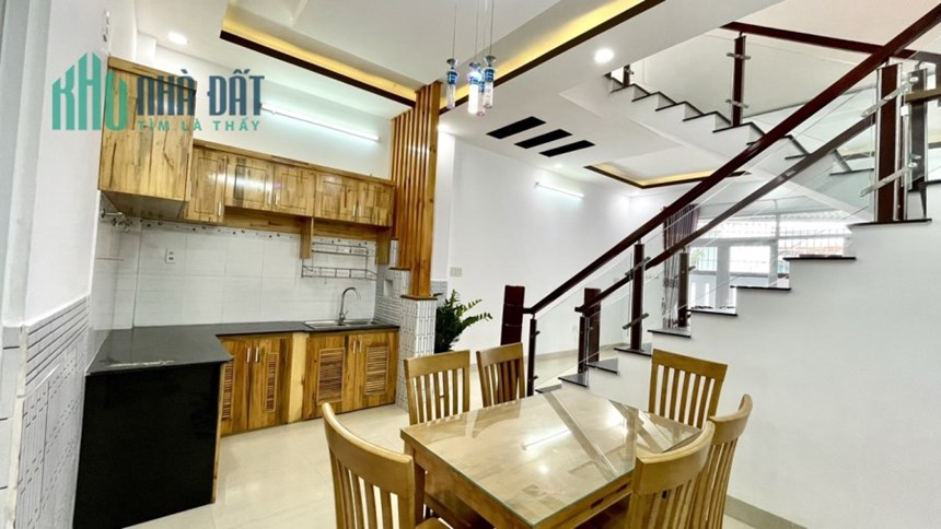 Bán nhà 2 tầng Vĩnh Ngọc cách Cầu Dứa - Phú Nông chỉ 70m