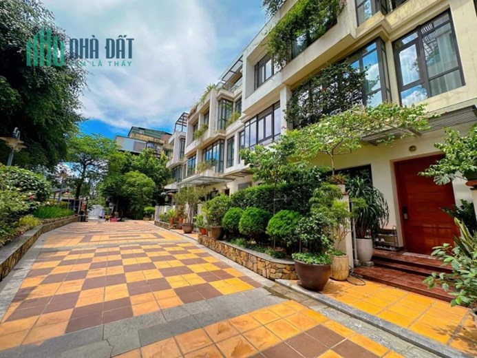 Biệt thự Ba Đình, hàng xóm VIP, sang trọng, tinh tế, ĐẲNG CẤP CHỈ dành cho 1% giới tinh hoa