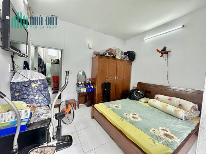 Nhà mới Kênh Tân Hoá. Tân Phú. 2 tầng BTCT. 40m2. Nhỉnh 3 Tỷ.