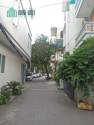 Bán nhà ngõ ô.tô Quán Nam, diện tích 67m nhà 1 tầng sân cổng riêng, GIÁ 3.1 tỉ