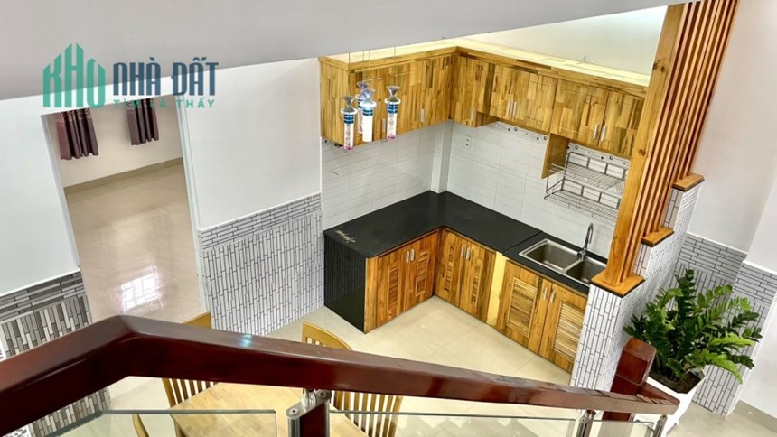 Bán nhà 2 tầng Vĩnh Ngọc cách Cầu Dứa - Phú Nông chỉ 70m