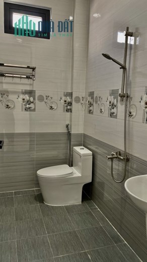 Bán nhà 2 tầng Vĩnh Ngọc cách Cầu Dứa - Phú Nông chỉ 70m