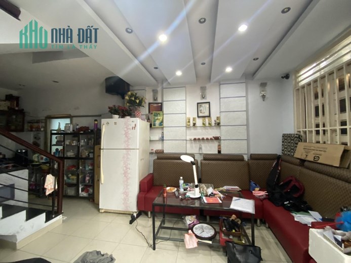 BÁN NHÀ HXH TRẦN BÌNH TRỌNG BÌNH THẠNH - DT 35m2 - ngang lớn Gần 5m - 2 TẦNG- GIÁ CHỈ 3 TỶ xxx