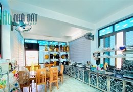 Bán nhà mặt đường Hoàng Minh Thảo, diện tích 67m 4 tầng mới, thang máy, GIÁ 9.5 tỉ