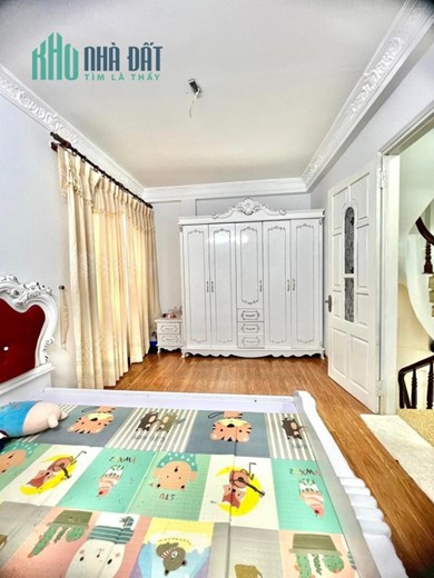 Nhà đẹp nhất phố Vạn Phúc Hà Đông, 33m mặt tiền rộng hơn 4m, ô tô đỗ chào giá 3.46 tỷ