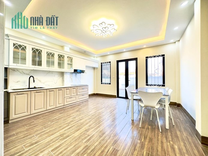 BÁN NHÀ NGUYỄN KHANG - CHỦ GIẢM 400TR - TẶNG NỘI THẤT CƠ BẢN - 54M2 6 TẦNG MẶT TIỀN 4.6M - NHỈNH 8
